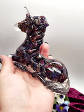 Sitting Crystal Unicorn (Resin)