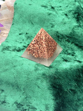 1 1/2" Copper Resin Pyramid