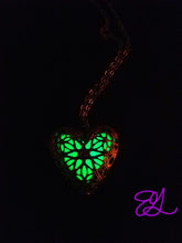 Witches Heart Necklace (Glow in the Dark)